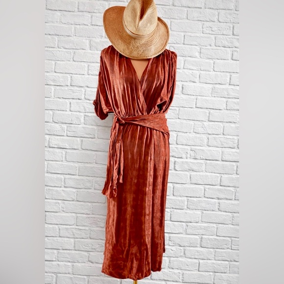 Callahan Terracotta Wrap Robe - Picture 2 of 5